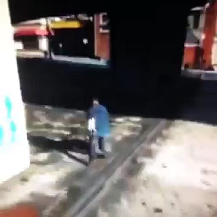 15 kişiye saldırdım komik video