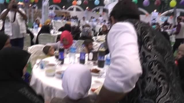 Türk ve Pakistanlı Yardım Kuruluşları, Suriyeli Yetim Anneleri İftarda Buluşturdu