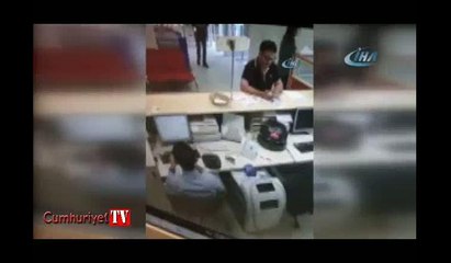 Bağcılar'daki silahlı banka soygunu kamerada