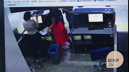 Une passagère rate l’embarquement et gifle une employée (Chine)
