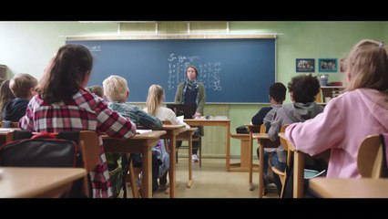 Cet élève n'a rien à manger pour midi mais... Cette pub est tellement émouvante!