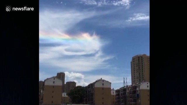 'Rainbow cloud' appears in sky in southern China