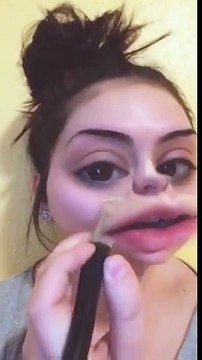Tuto maquillage en mode snapchat filtre... HORRIBLE