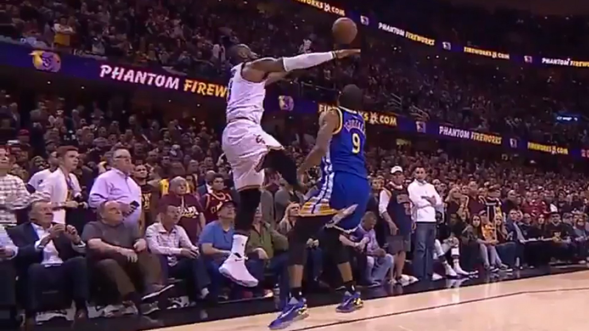 draymond kicks lebron