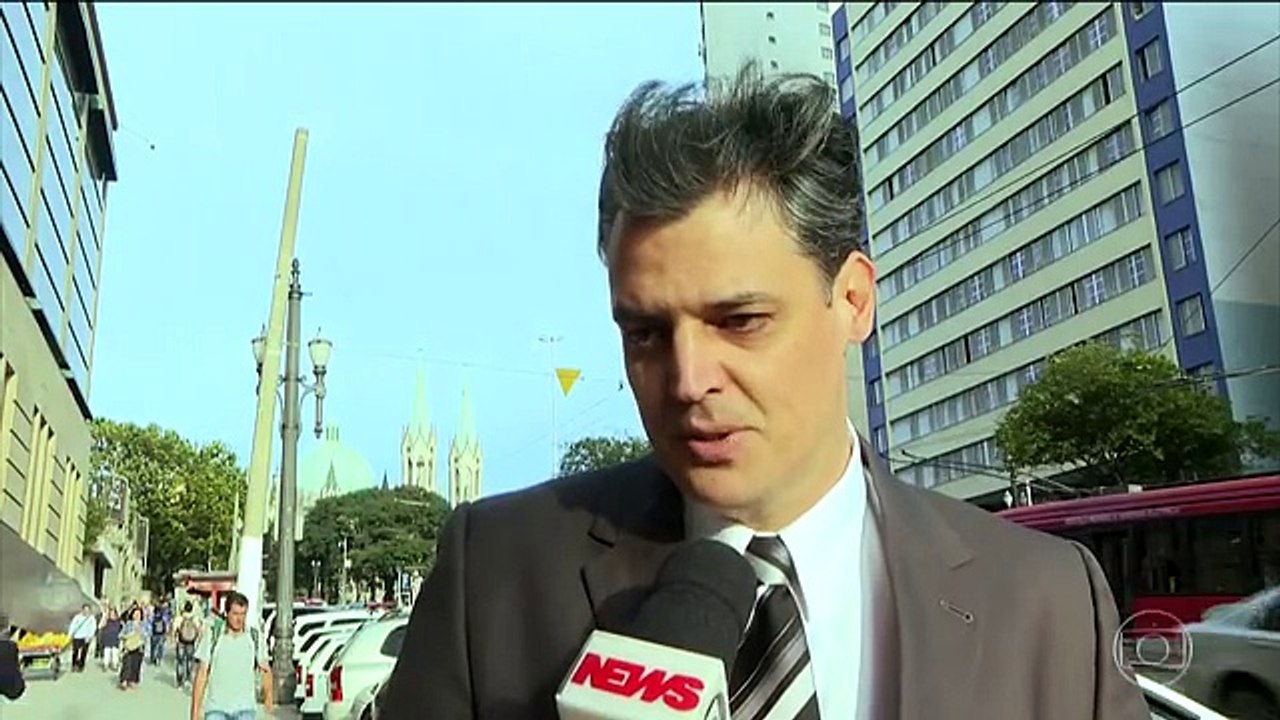 Jornal Hoje 08/06/2017 Operação Game Over investiga venda de videogame com notas frias - Globo Play