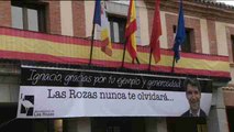 El 'héroe de monopatín'  homenajeado por sus vecinos en Las Rozas