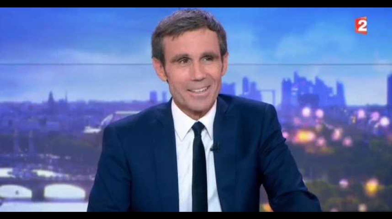 David Pujadas présente son dernier JT, ses touchants adieux applaudis par ses équipes (Vidéo)