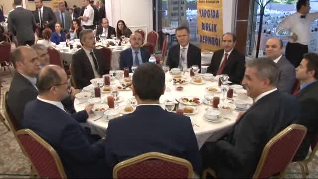 Adalet Bakanı Bekir Bozdağ: İnsanlar Korku ve Kaygı Gütmeden, İbadetlerini Kendi İnançlarına Göre...