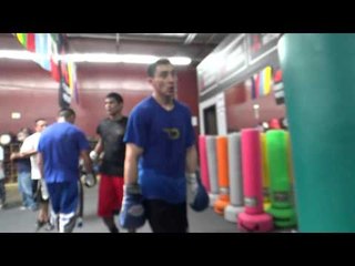 khurshid abdulaev maniako putting in work in oxnard - EsNews boxing