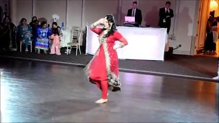Beautiful Wedding Dance on Balam Pichkari Song From Yeh Jawaani Hai Deewani