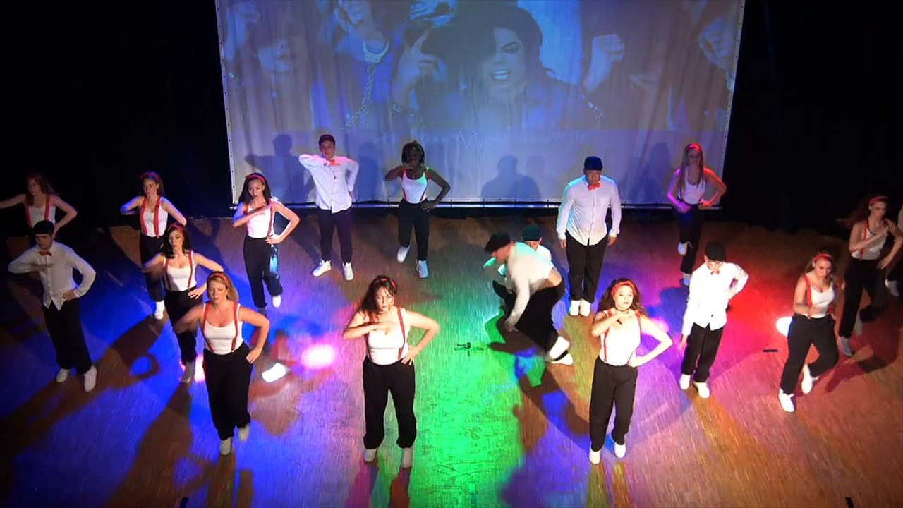 21 Madi'nCrew - HipHop