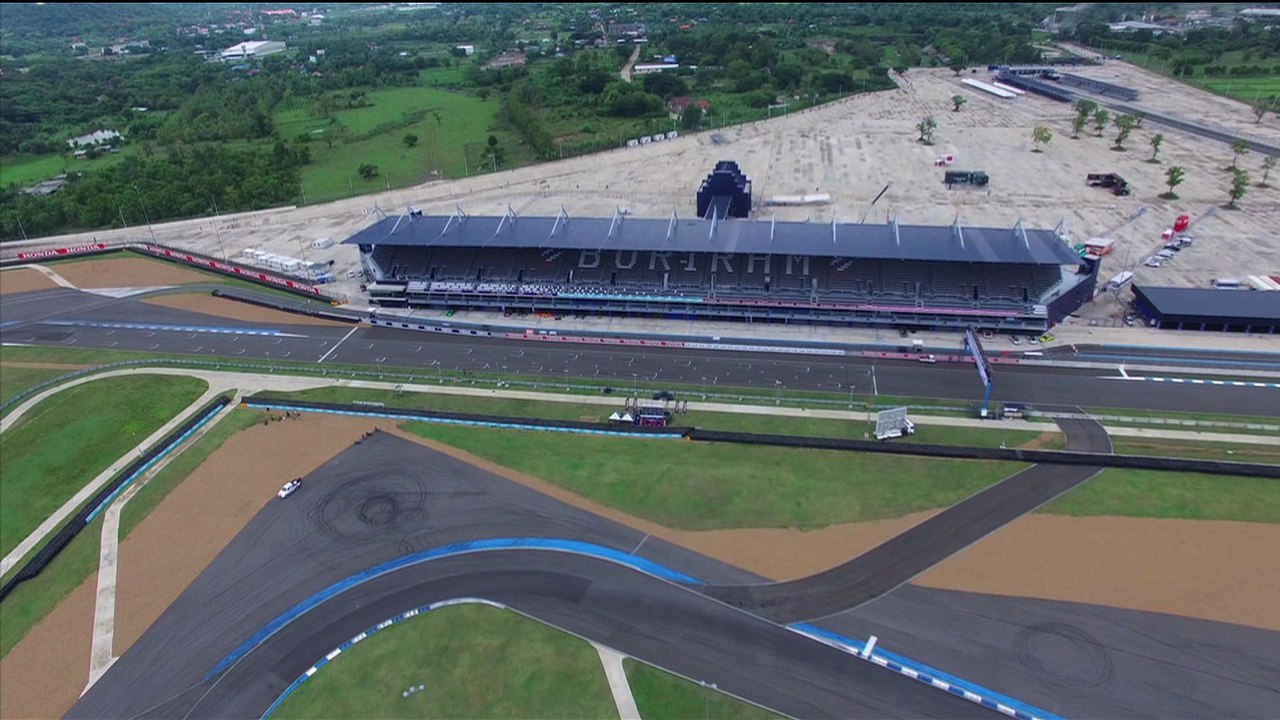 Thaïlande: Buriram, temple du sport au milieu des rizières