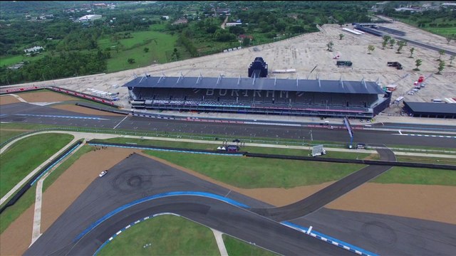 Thaïlande: Buriram, temple du sport au milieu des rizières