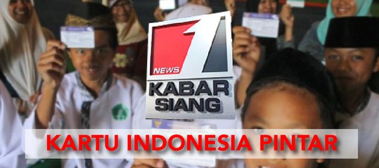 Jokowi Bagikan Kartu Indonesia Pintar di Tasikmalaya