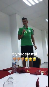 Youcef Attal qui chante Takfarinas à Sidi Moussa !