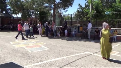 Diyarbakır, Siirt ve Şırnak'ta Karne Sevinci