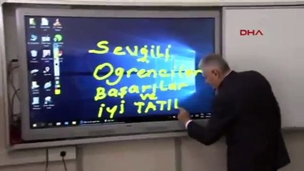 Binali Yıldırım'ı akıllı tahta da kurtaramadı