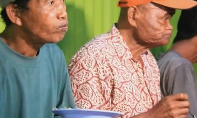Beramal Melalui Warung Sedekah Bagi Dhuafa