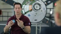 Thomas Pesquet explique pourquoi il a grandi de plusieurs centimètres lors de son voyage dans l'espace - Regardez