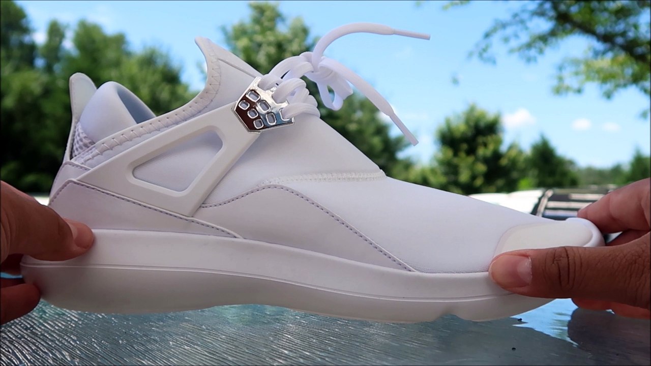 Air Jordan Fly '89 Pure Money Sneaker Review + Feet - video Dailymotion