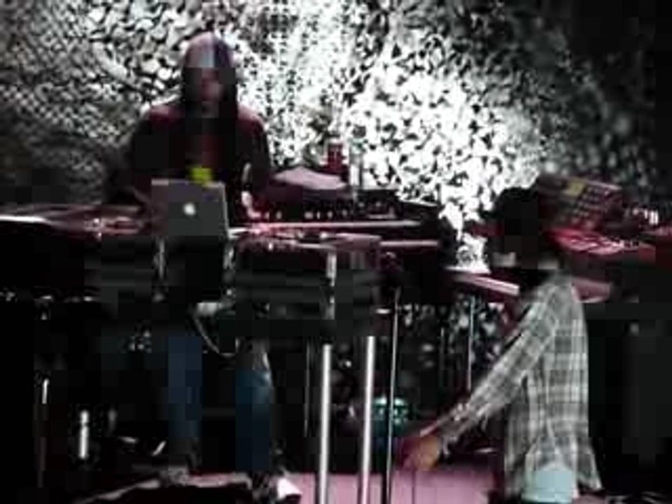 Incubus Are you in LIVE Reims France 18-09-07