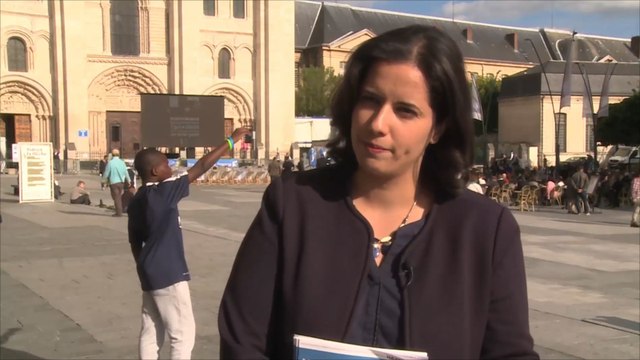 حياة الحميدي مرشحة فرنسية من أصول جزائرية