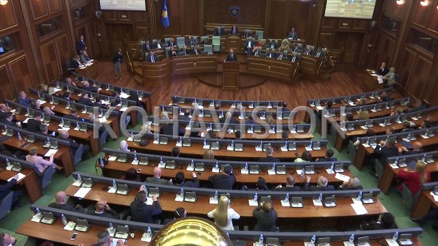 Mustafa s’flet për dështimin e mbledhjes së fundit të Qeverisë, në Mitrovicë përuron punimet në “Adem Jashari”