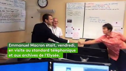 Quand Macron répond en personne au standard téléphonique de l'Elysée