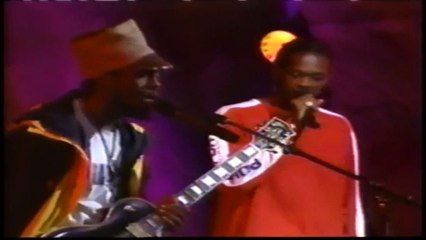 Download Video: The Fugees - Fugee La & killing softly (Live on Fox 1996)