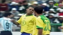 الشوط الثاني مباراة البرازيل و الارجنتين 2-2 نهائي كوبا امريكا 2004