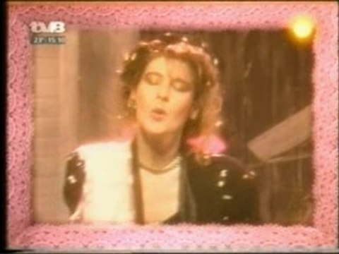 Valerie Dore - Get Closer