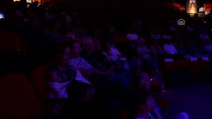 Tanini Trio Grubu, Bodrum'da Konser Verdi