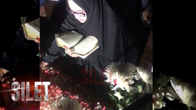 Meski Sudah Larut Malam, Dewi Persik Ngaji di Makam Jupe - Silet 11 Juni 2017