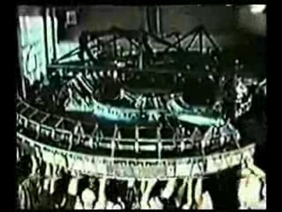 Dossiers.OVNI.01.Zone.51.Des.ovnis.dans.le.désert.part.3