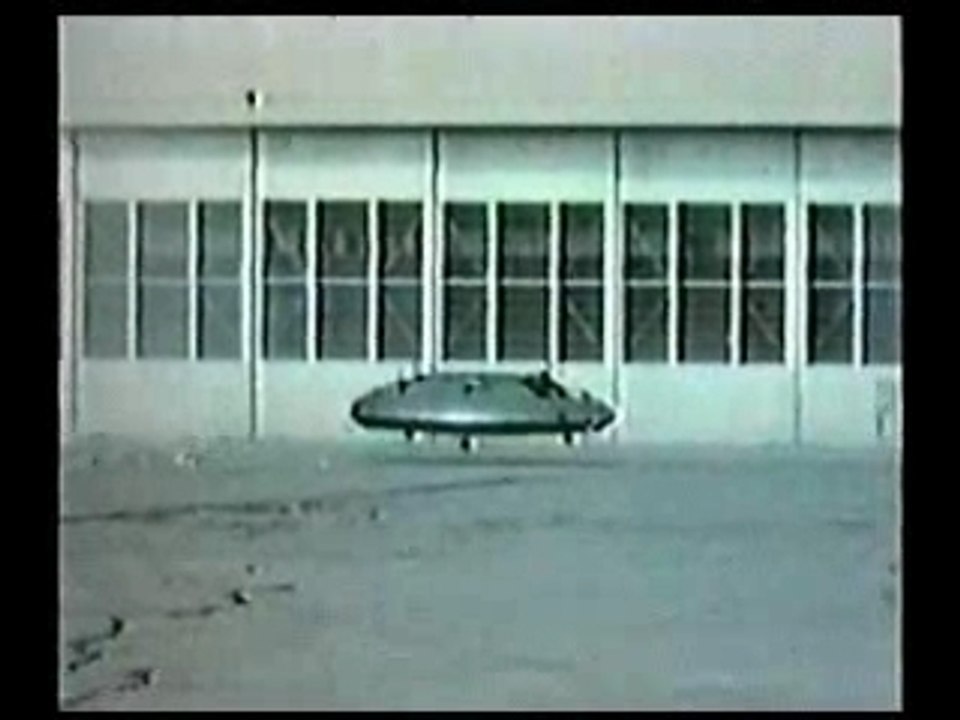 Dossiers.OVNI.01.Zone.51.Des.ovnis.dans.le.désert.part.4