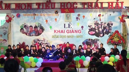 Các bé yêu hát lời then gửi én với những ước vọng đẹp đẽ ngày khai trường