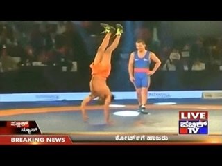 Baba Ramdev Defeats Olympics Wrestler In New Delhi By 12-0