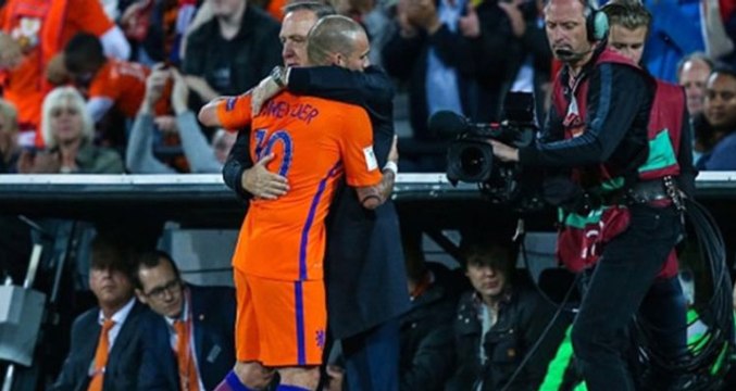 Wesley Sneijder'in Tarihe Geçtiği Maçta Hollanda Lüksemburg'u 5-0 Yendi