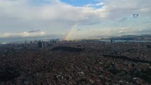 İstanbul Semalarında Beliren Gökkuşağının Eşsiz Manzarası Havadan Görüntülendi