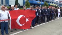 Trabzon - Şehit Uzman Çavuş Fazlıoğlu'nun Naaşı Rize'ye Uğurlandı
