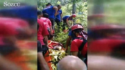 Ormanlık alanda gezerken kayalıklardan düştü