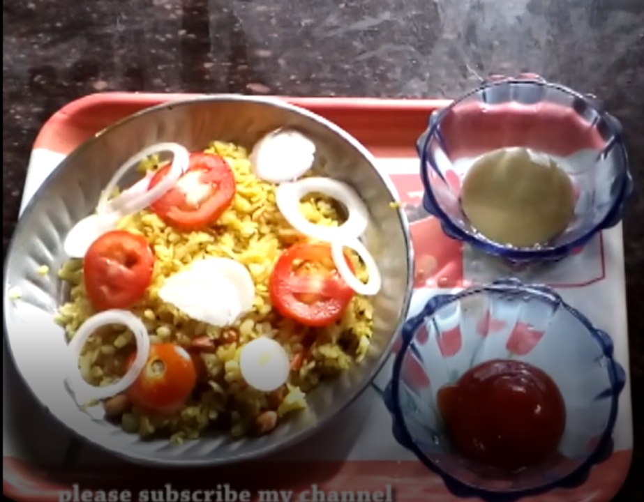 kanda poha,poha recipe in hindi,chuda upma,kanda poha recipe in hindi,poha recipe