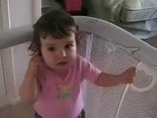 Maxence dans son parc 1 an