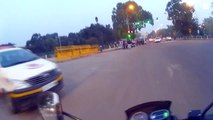 Sunday morning riding - INDIA GATE _ Rajpath asd_ Bajaj V15 _ Indian bikers _ motovlog _ GIB