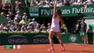 Roland-Garros 2017 : Jelena Ostapenko revient à un set partout face à Simona Halep ! (4-6, 6-4)