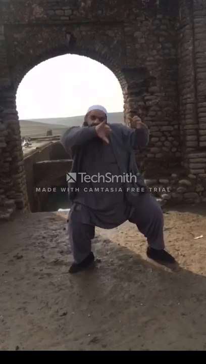 is moto ka dance dekh kr ap heran reh jaingy