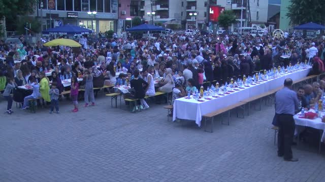 Eyüp Belediyesinden Makedonya'da Iftar