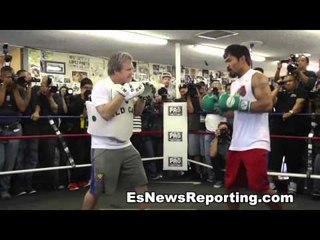 manny pacquiao vs floyd mayweather who do you like? EsNews