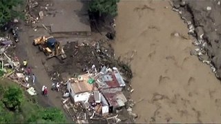 Decenas de muertos tras deslave en Colombia