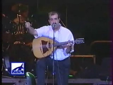 Ahène ADJROUD A Tamurt-iw 1987 (version originale) Kabyle